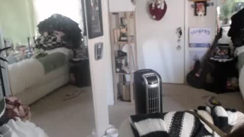 Dolly online show from July 26, 10:07 pm