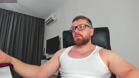 FindomGuyXXX online show from February 4, 7:18 pm