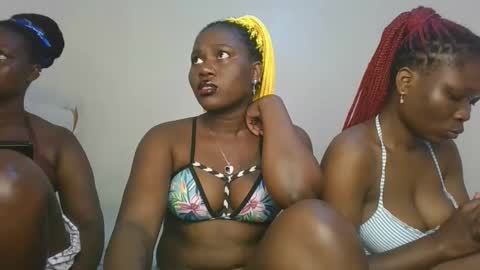 melanie online show from December 22, 11:17 am