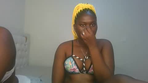 melanie online show from December 14, 9:21 pm