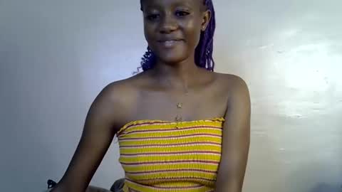 Snapshot of fine_slim chatting on October 23, 10:43 pm slimmie online show from October 23, 10:43 pm