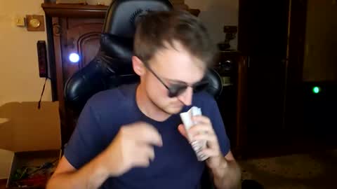 FingerExpert online show from September 20, 8:34 pm