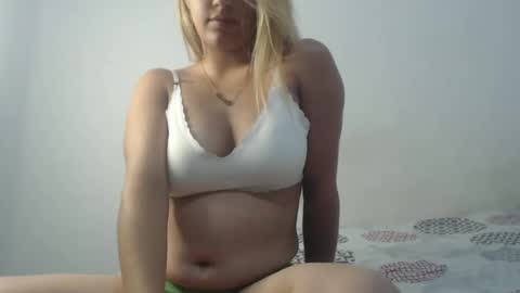 hotmilk online show from December 27, 2:58 am