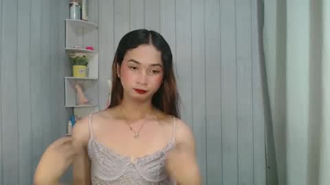 Snapshot of fionaraya chatting on March 5, 8:10 am fionaraya online show from March 5, 8:10 am