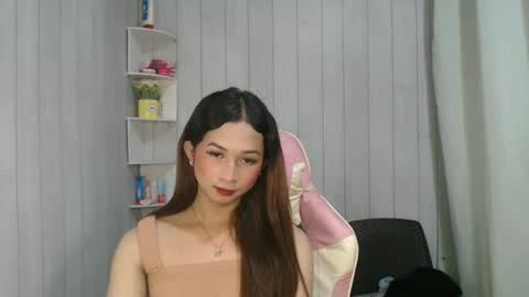 Snapshot of fionaraya chatting on March 11, 9:13 am fionaraya online show from March 11, 9:13 am