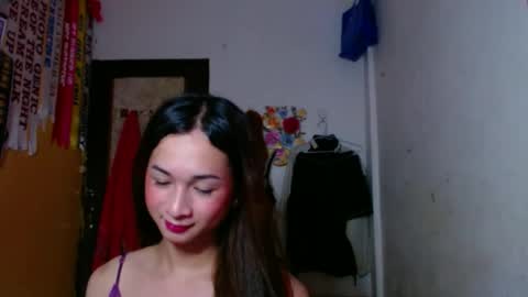 Snapshot of fionaraya chatting on December 21, 4:57 pm fionaraya online show from December 21, 4:57 pm