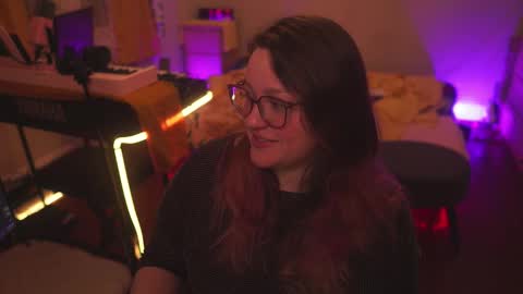 Lio Roxy online show from March 5, 6:11 am