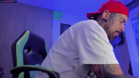 Snapshot of fisherrman666 chatting on October 19, 2:49 am fisherrman666 online show from October 19, 2:49 am