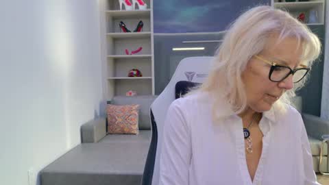 Bianca online show from March 24, 6:36 pm