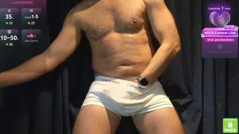 Snapshot of fitguy_84 chatting on January 29, 7:22 pm fitguy_84 online show from January 29, 7:22 pm