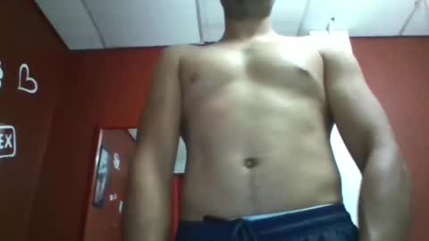 FitLatinoXx online show from January 13, 5:48 am