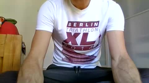 Snapshot of fkkboyberlin chatting on October 20, 10:31 am FkkBoyBerlin online show from October 20, 10:31 am