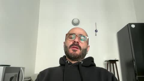 Fla is short for Flavio online show from November 27, 10:12 am