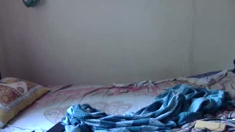 FlirtyAngel online show from December 17, 7:59 am