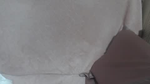 say meow and send tip  online show from March 18, 3:51 pm