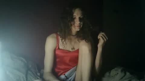 Snapshot of flowpinou chatting on October 30, 12:22 am Emmy online show from October 30, 12:22 am