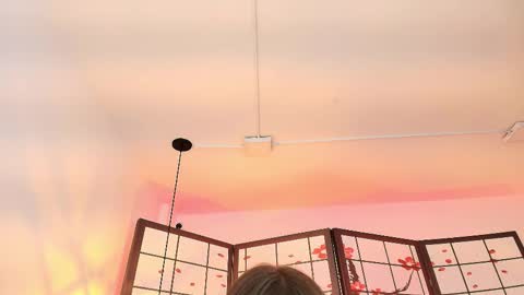  FLUFFY BUBBLE  online show from November 15, 4:14 am