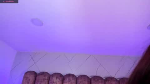  FLUFFY BUBBLE  online show from February 27, 4:35 am