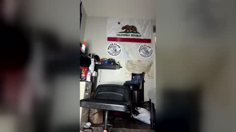 fordfamous online show from April 29, 7:46 am