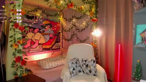     online show from February 10, 12:50 pm