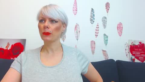Snapshot of forever_barbie chatting on September 12, 11:29 pm Adana online show from September 12, 11:29 pm
