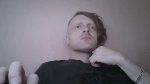 Snapshot of forgotten_lover chatting on December 20, 2:48 pm forgotten_lover online show from December 20, 2:48 pm