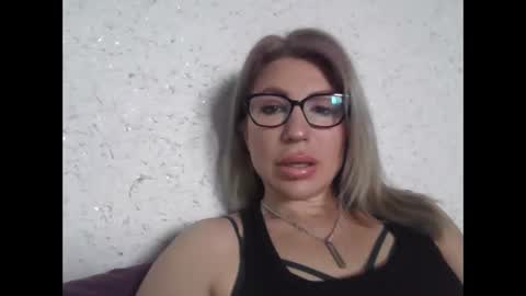 fox_red_lady7 online show from March 26, 7:57 am