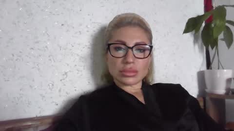 fox_red_lady7 online show from May 14, 8:56 am
