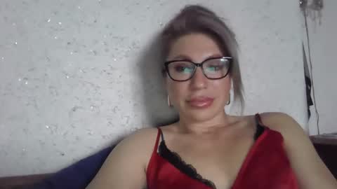 fox_red_lady7 online show from March 28, 8:27 am