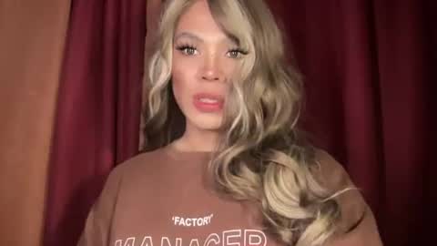 KITTY online show from April 20, 11:35 am