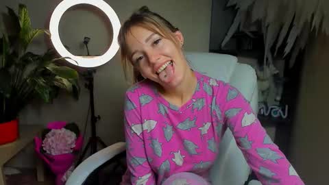 Foxy online show from October 3, 1:15 am