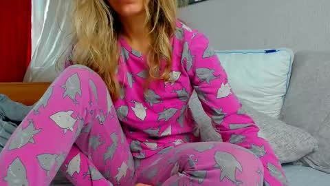 Foxy online show from October 1, 12:54 am