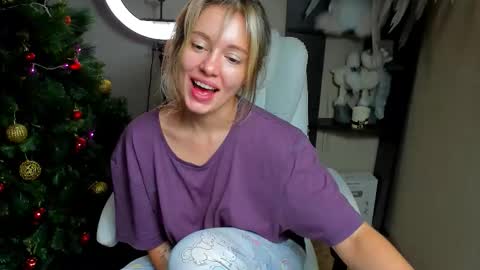 Foxy online show from December 3, 1:04 am