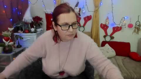 foxydesiree online show from December 31, 6:57 pm