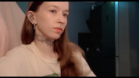 fran_bow online show from October 2, 12:20 am