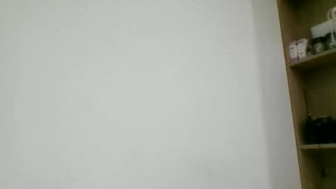 franci987559 online show from April 2, 10:27 pm