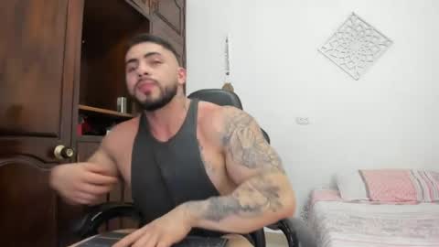 frank_foxx1 online show from June 22, 4:53 am