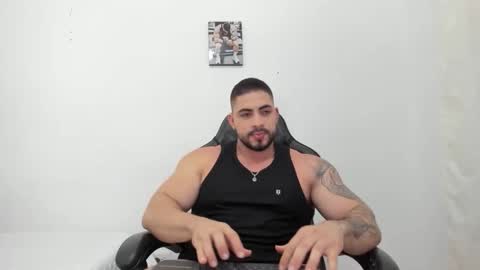 frank_foxx1 online show from November 25, 4:22 am