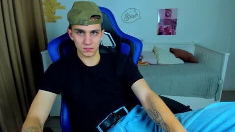 Frank online show from October 25, 5:08 am