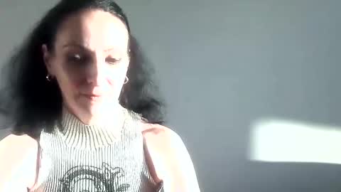 frankieteasing online show from January 6, 1:52 pm