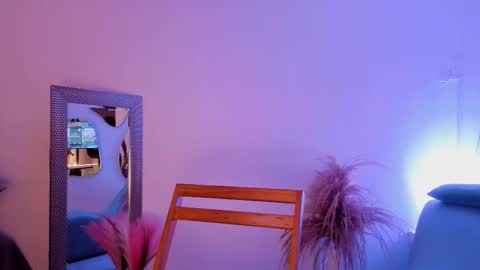 Fransheska online show from March 21, 12:10 pm