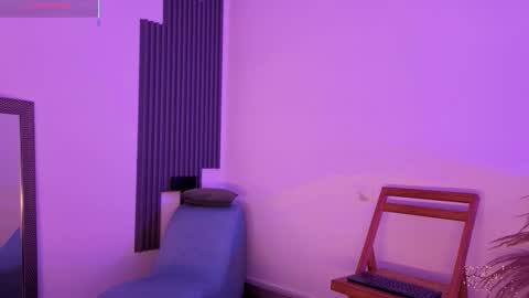 Fransheska online show from March 2, 12:01 pm