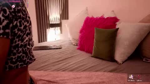 Fransheska online show from March 19, 2:33 pm