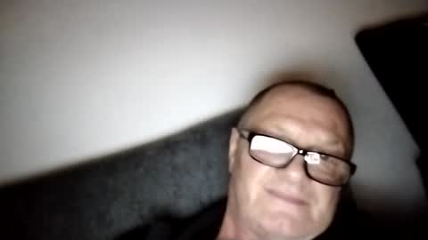 Wolfi online show from February 21, 7:34 am