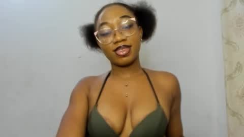 Snapshot of freaky_ebonygirl chatting on September 22, 5:44 am Freaky ebonygirl online show from September 22, 5:44 am