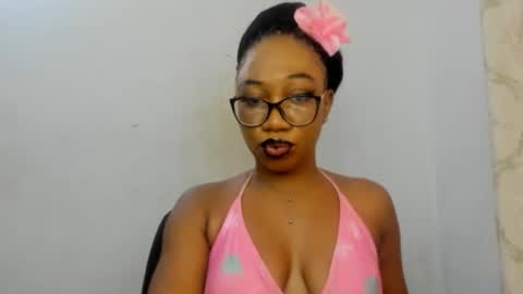 Snapshot of freaky_ebonygirl chatting on October 22, 6:38 am Freaky ebonygirl online show from October 22, 6:38 am