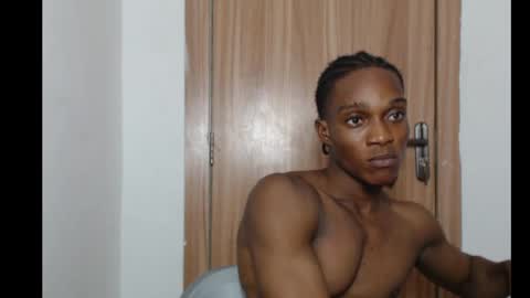 freakyslut30 online show from February 11, 7:48 pm