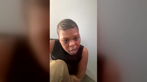 Mandy online show from May 17, 11:52 am