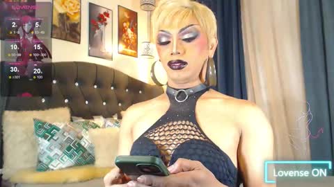 FREAKY ZIZI online show from February 20, 7:16 pm