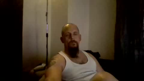 frecherkerl88007 online show from May 24, 2:52 am